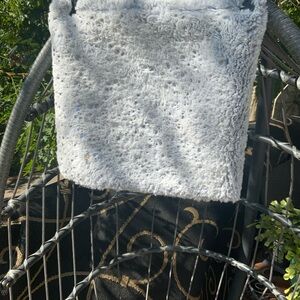 Fur cowl